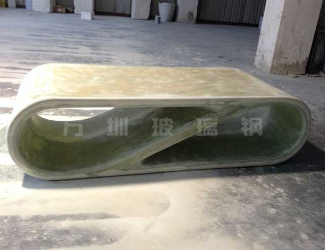 玻璃鋼美陳休閑椅裝飾南昌時代廣場內(nèi)部
