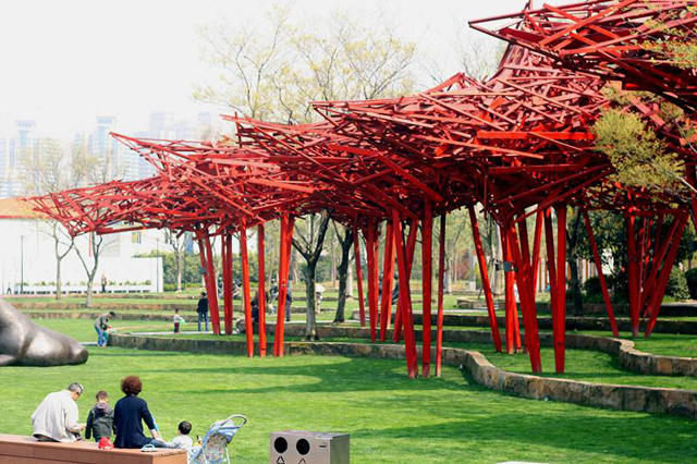 榮昌海棠大道－ 公園雕塑盡展海棠香國(guó)之美