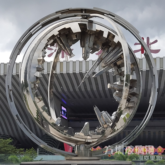 不銹鋼雕塑質(zhì)量怎么得到保障？