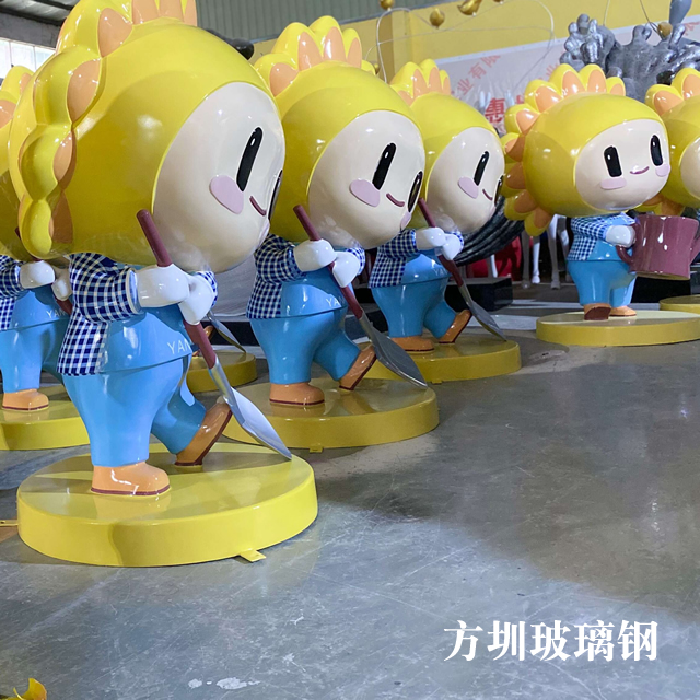 玻璃鋼人物雕塑通常使用哪些類型的模具？